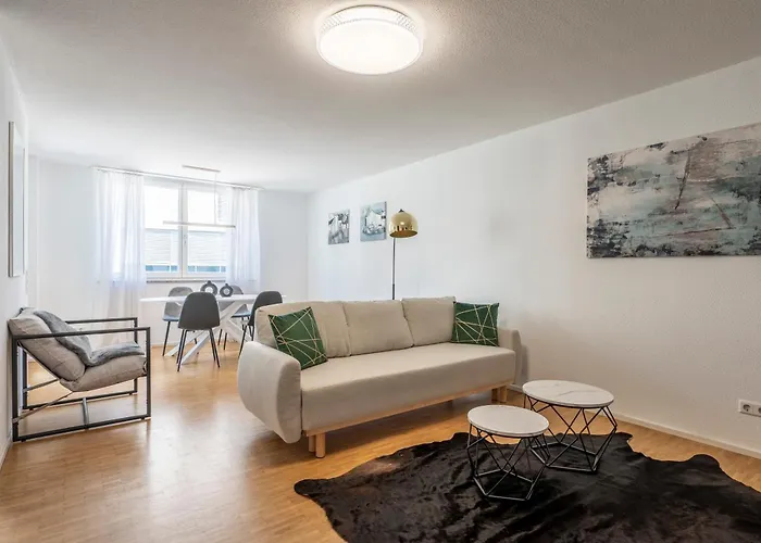 Exquis 2Br Design Apartment Louis I Parking I Balcony I Mercedes-Benz I Family-Friendly