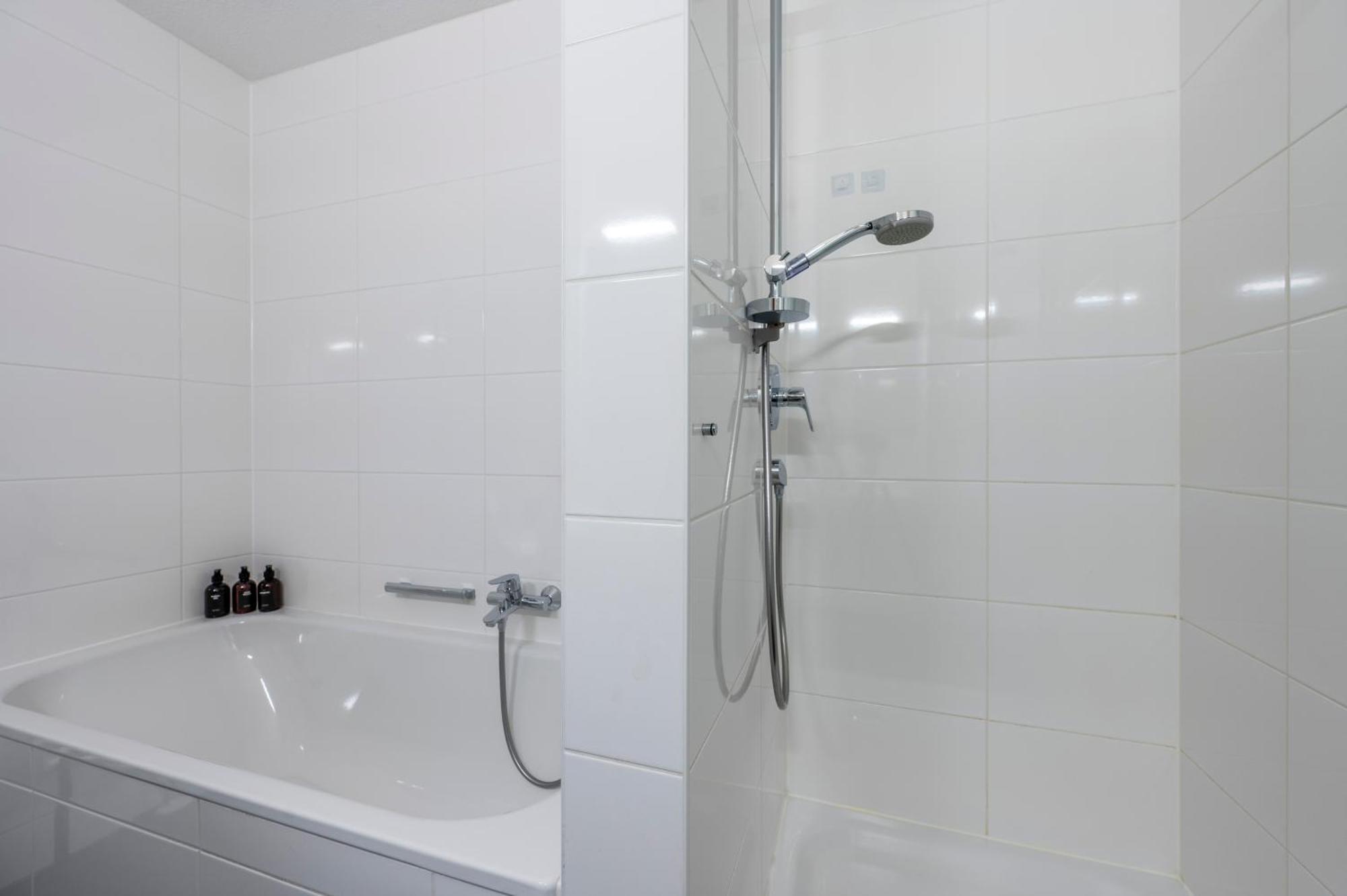 Apartment Exquis 2br Design Louis I Parking I Balcony I Mercedes-benz I Family-friendly Boeblingen